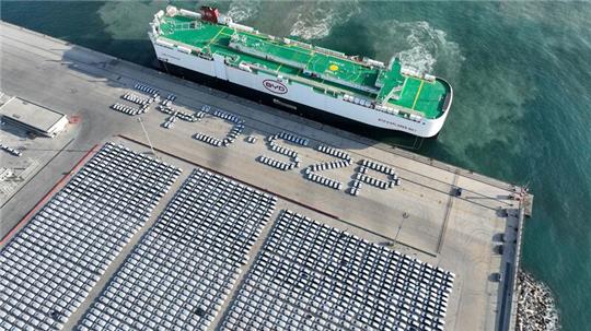 Das Fahrzeugtransportschiff „BYD Explorer No.1“ läuft erneut Bremerhaven an.