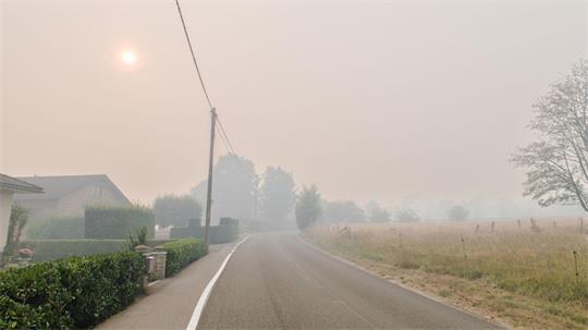 Das Feuer ist in Belgien an der Grenze zu Deutschland ausgebrochen.