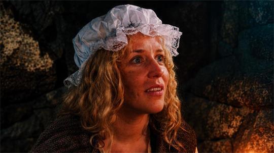 Das Filmplakat zeigt Lara-Maria Wichels in der Hauptrolle als die rote Lena.