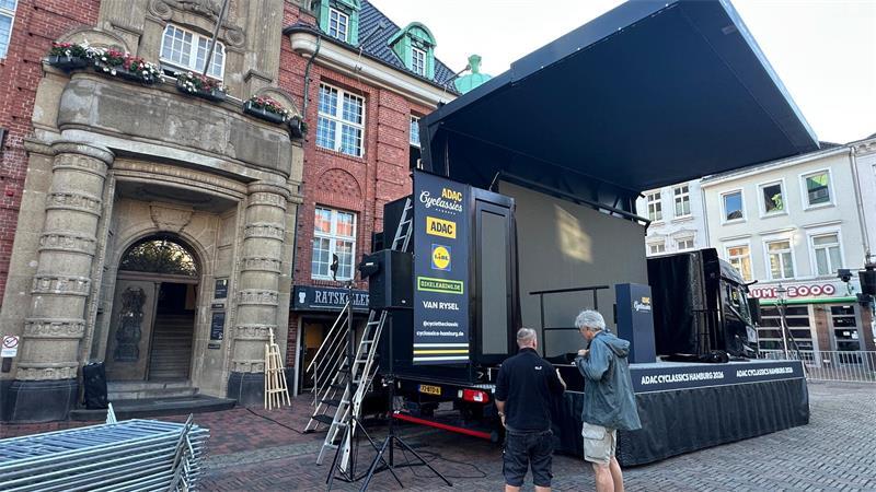 Cyclassics-Ticker: 70-Jähriger stirbt beim Jedermann-Rennen Das Finale können Buxtehuder nachher als Public Viewing verfolgen.