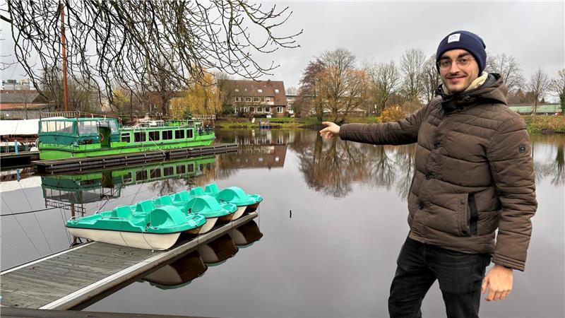 Gründerstar 2025: Das sind die besten Geschäftsideen im Kreis Stade Das Foto zeigt den Gründerstar-Sonderpreisträger (Kategorie „Freizeit und Tourismus“) Chris Duwe im Dezember 2024. Damals erläuterte der Wirtschaftsingenieur dem TAGEBLATT seine Idee einer schwimmenden Sauna im Stader Holzhafen.