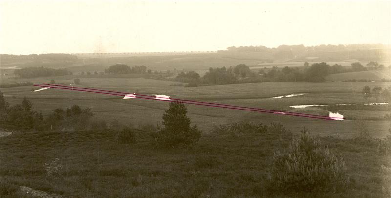 Das Foto zeigt die Kurven der Este bei Heimbruch 1928 - eingezeichnet sind die geplanten Begradigungsmaßnahmen.