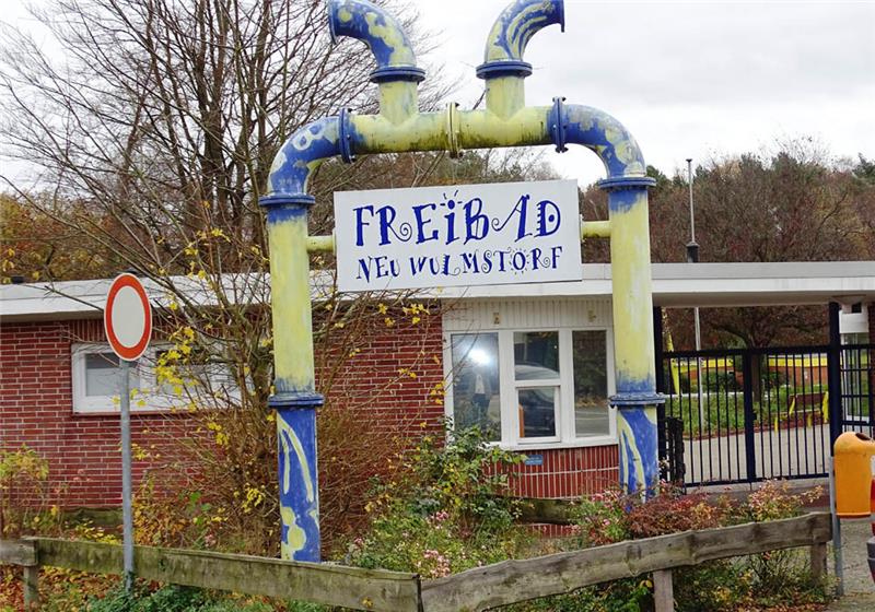 Das Freibad in Neu Wulmstorf . Foto: Michaelis