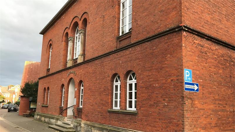 Das Freiburger Rathaus wird auch Verwaltungssitz der Gemeinde Nordkehdingen sein.