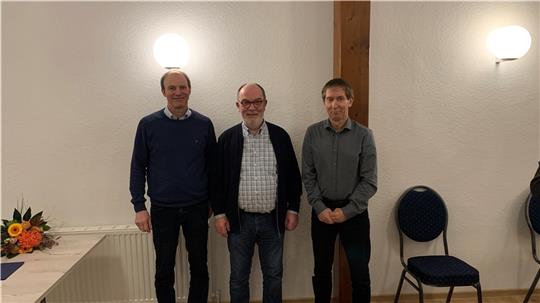 Das Führungstrio: Bürgermeister Andreas Haack (Mitte) mit seinen Stellvertretern Hans-Jürgen Pape (links) und Jürgen Klinger. Foto: Meier