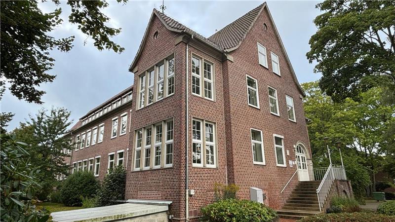 Das Gebäude der Balthasar-Leander-Schule wird noch bis 2028 für schulische Zwecke genutzt.