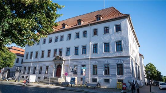 Das Gebäude mit den Verhandlungssälen des Landgerichts Lüneburg. (Archivbild)