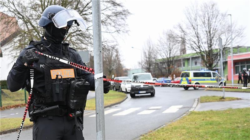 Das Gelände war zwischenzeitlich weiträumig abgesperrt.