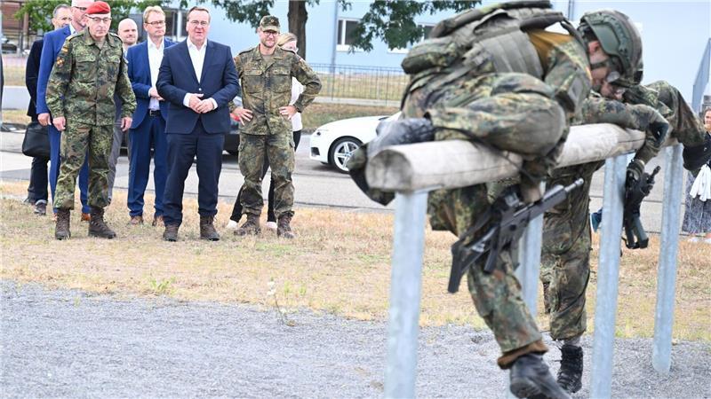 Das Gesetz für den neuen Wehrdienst ist am 1. Januar in Kraft getreten. (Archivbild)