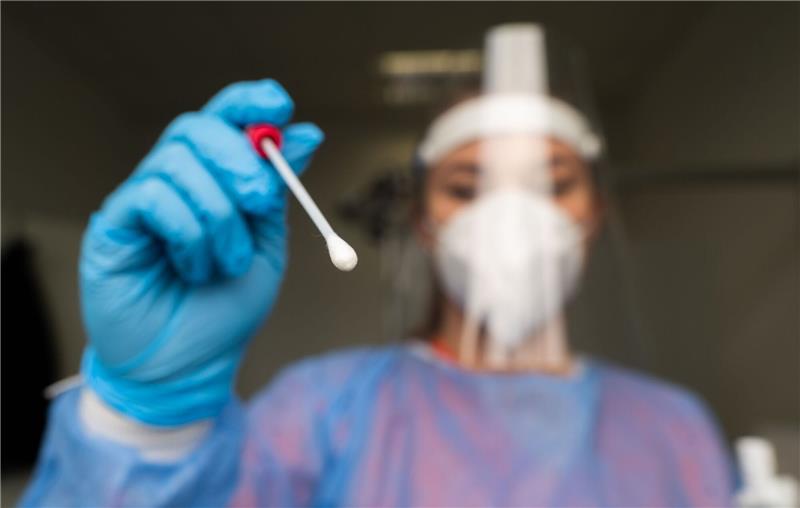 Das Gesundheitsamt im Landkreis Stade meldete zum Mittwoch 349 Neuinfektionen. Foto: dpa-Bildfunk