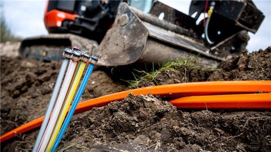 Das Glasfaser-Netz ist in einem Teil Cuxhavens aktuell stark beschränkt. Symbolfoto: Sina Schuldt/dpa