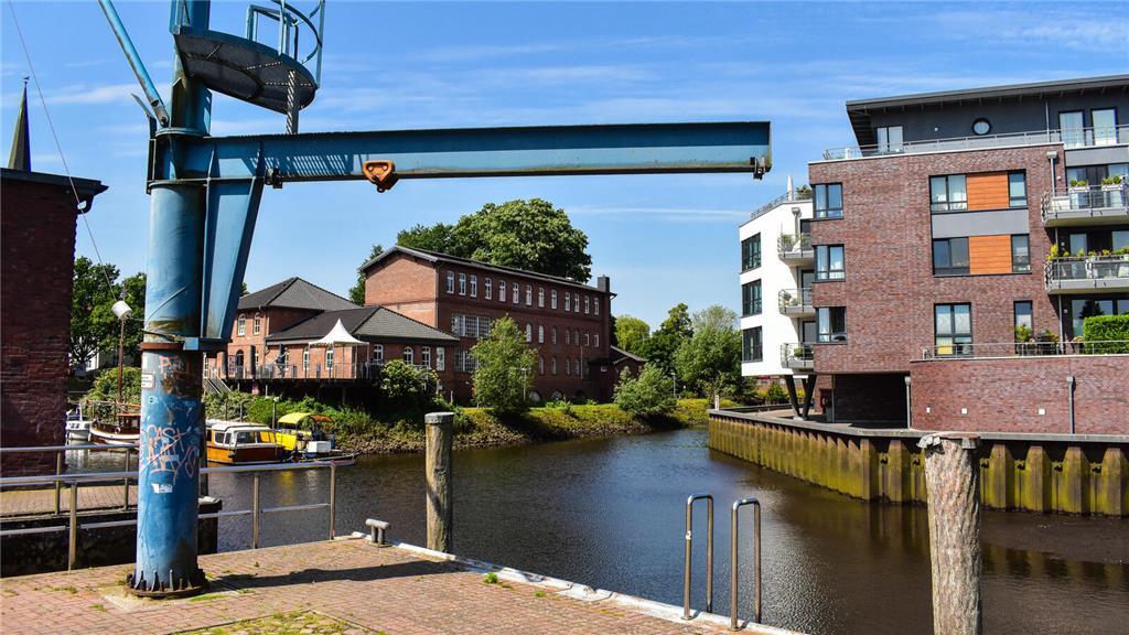 Das Hafenbecken ist nicht mehr so groß wie Mitte des 19. Jahrhunderts. Die Insel...