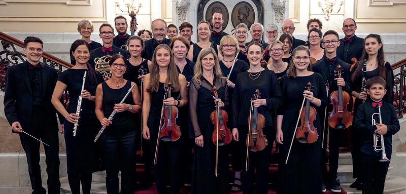 Hamburg-Orchester Musica gibt ein Benefizkonzert zugunsten der Stader Tafel Das Hamburg-Orchester Musica der Neuapostolischen Kirche gibt ein Benefizkonzert für die Stader Tafel.