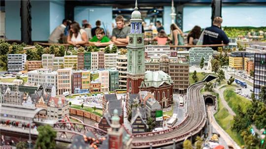Das Hamburger Miniatur-Wunderland ist Opfer eines Hackerangriffs geworden. (Archivbild)