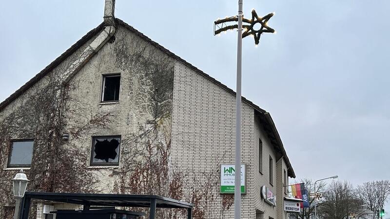 Das Haus an der Hauptstraße, in dem sich in den zurückliegenden Jahren vietnamesische Restaurants befunden haben, ist derzeit unbewohnbar. Auch die neue Kneipe Bierstop muss geschlossen bleiben.