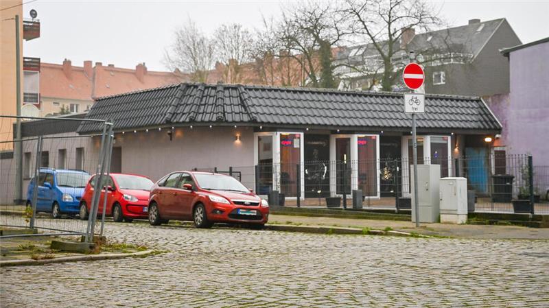 Das Haus an der Lessingstraße Ecke Potsdamer Straße steht zum Verkauf.