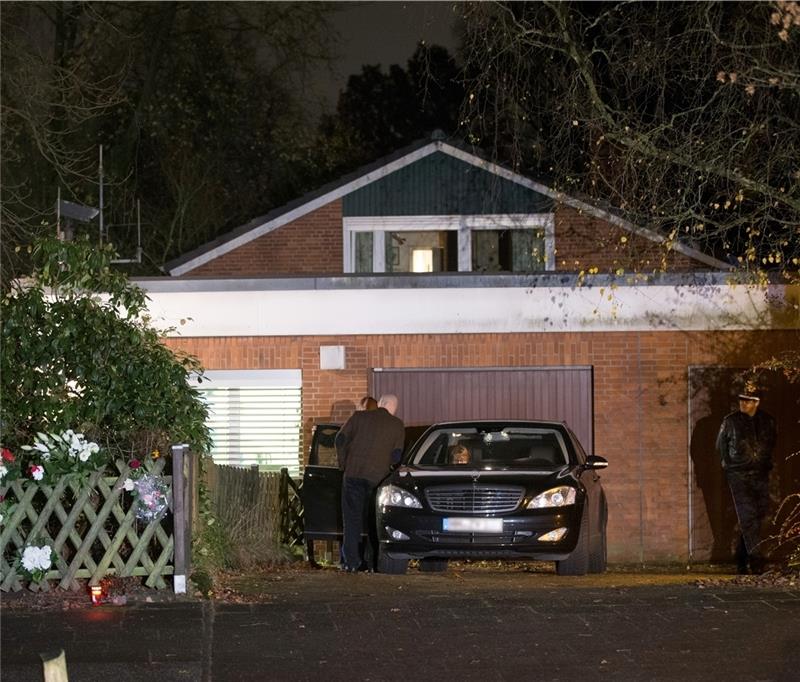 Das Haus vom Altkanzler Helmut Schmidt im Neubergerweg 80. Foto Charisius/dpa