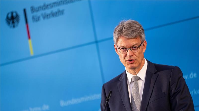 Das Haus von Bundesverkehrsminister Patrick Schnieder (CDU) verweist auf den noch nicht abgeschlossenen Meinungsbildungsprozess innerhalb der Regierung. (Archivfoto)