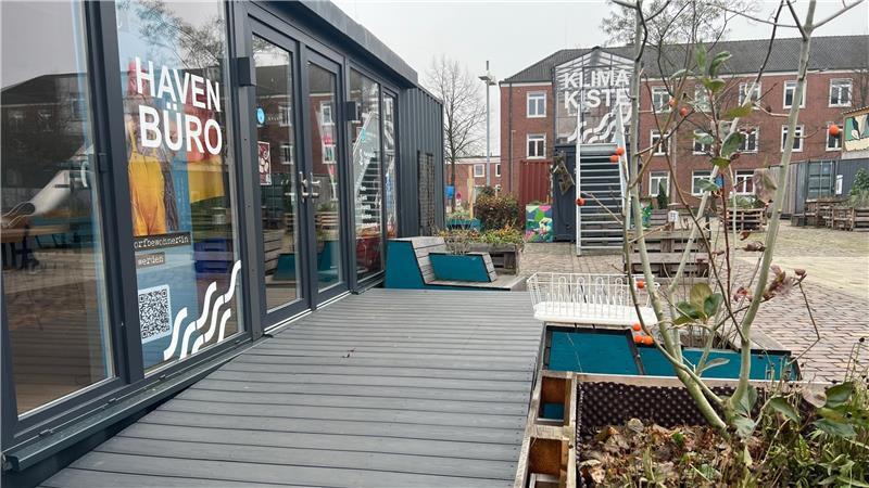 Ankerplatz Stade: Wie geht es weiter mit dem Containerdorf? Das Havenbüro ist die zentrale Anlaufstelle auf dem Ankerplatz. Der Multifunktionscontainer kann auch für Workshops und Co. gemietet werden.