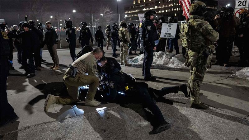 Das Heimatschutzministerium wies Vorwürfe über Gewalt der Beamten zurück. 