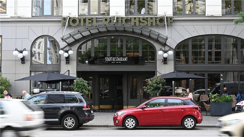 Das Hotel liegt direkt gegenüber dem Hamburger Hauptbahnhof.