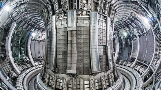 Das Innere der Kernfusionsanlage „Jet“ (Joint European Torus) im britischen Culham.