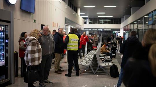 Das Königshaus in Madrid und Ursula von der Leyen sprachen ihr Beileid aus.