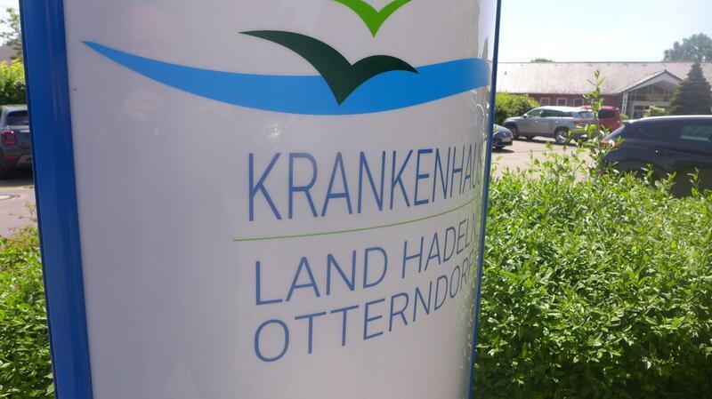 Das Krankenhaus in Otterndorf hat schon viele Eigentümerwechsel erlebt. Seit 2021 sind der Landkreis und die Samtgemeinde Land Hadeln zuständig.