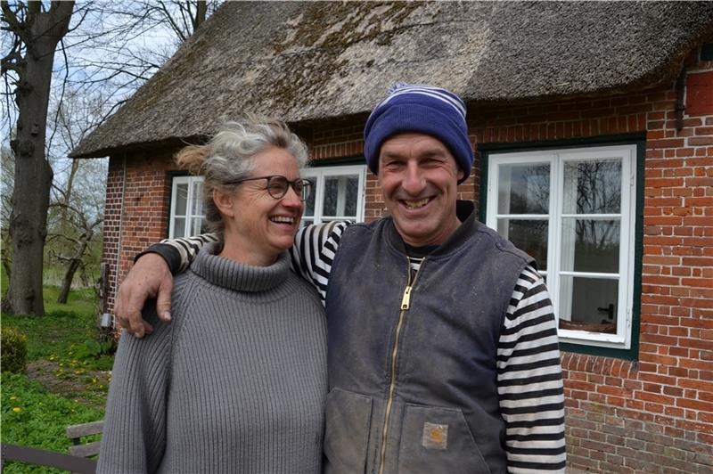 Das Künstlerpaar Ami und Jonas Kötz. Foto: Helfferich