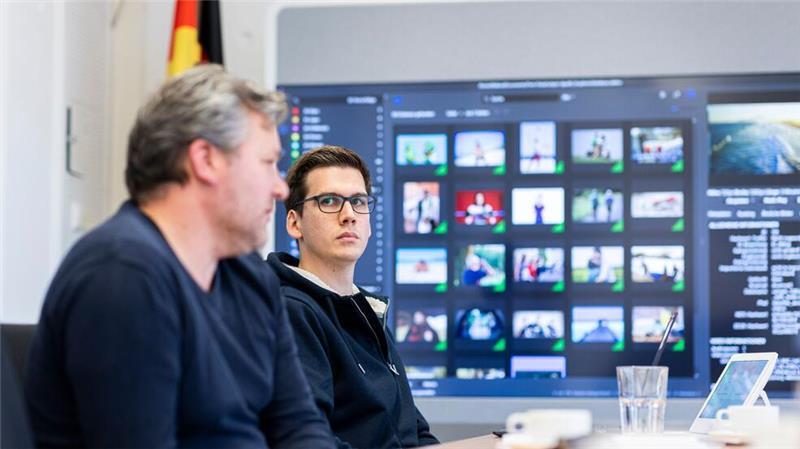 Das LKA setzt auch auf künstliche Intelligenz bei den Ermittlungen. (Archivbild)