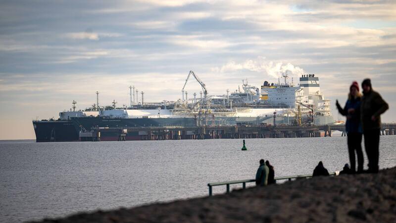 Das LNG-Terminal bei Wilhelmshaven ist seit Anfang 2023 im Regelbetrieb. (Archiv-Foto)
