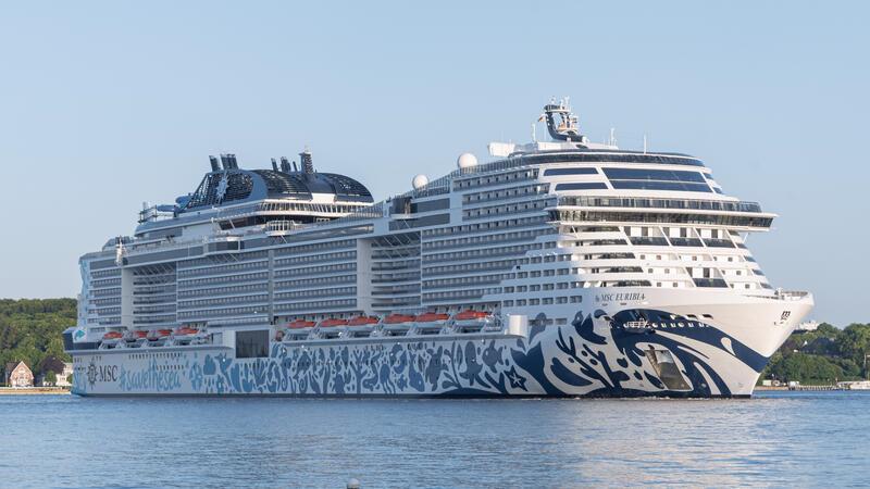 „Kutter der Macht“: Corinna Lange und Melanie Reinecke gemeinsam auf Kreuzfahrt Das LNG betriebene Kreuzfahrtschiff „MSC Euribia“.