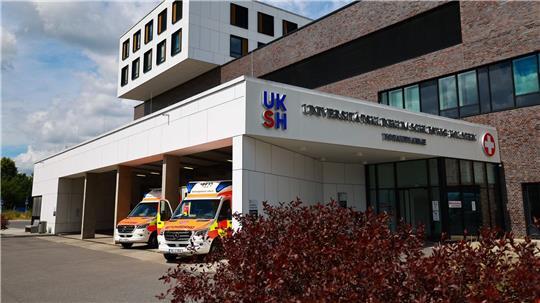 Das Land Schleswig-Holstein entlastet das UKSH finanziell unter anderem von Baukosten. (Archivbild)