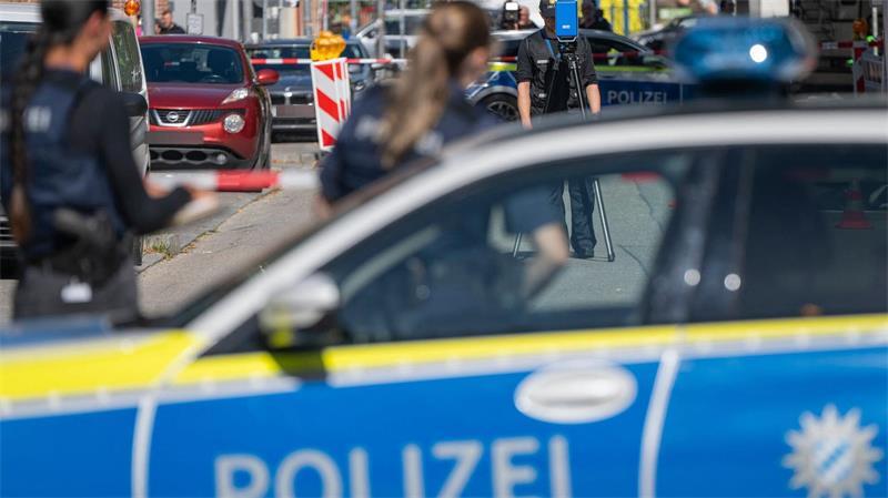 Das Landeskriminalamt ermittelt wegen eines politischen Hintergrunds. 