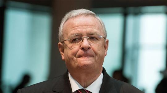 Das Landgericht Braunschweig hat das Verfahren gegen Martin Winterkorn wegen des Verdachts der Marktmanipulation wieder aufgenommen.