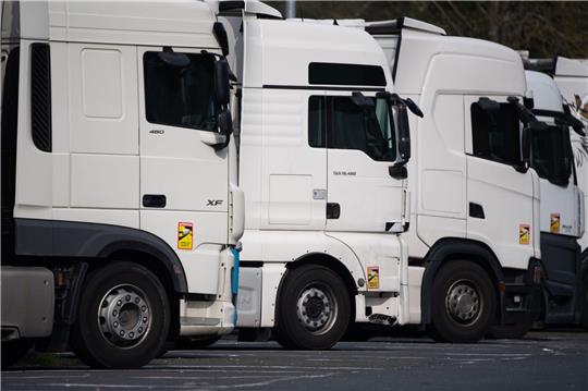 Das Landgericht München muss den größten Schadenersatzprozess gegen ein Lkw-Kartell möglicherweise noch einmal aufrollen.