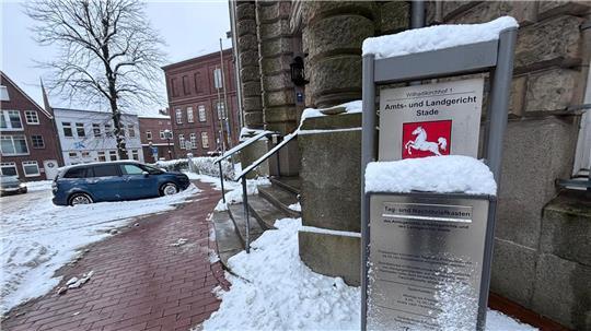 Das Landgericht in Stade - hier beginnt der Prozess gegen den Familienvater aus der Gemeinde Wurster Nordseeküste.