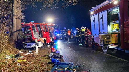 Das Löschfahrzeug der Feuerwehr befand sich auf der Rückfahrt von einem Einsatz.