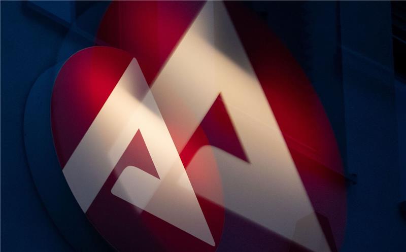 Trotz Krise: Arbeitslosenzahlen in Niedersachsen und Hamburg sinken Das Logo der Agentur für Arbeit.