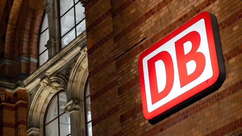 Das Logo der Deutschen Bahn (DB).