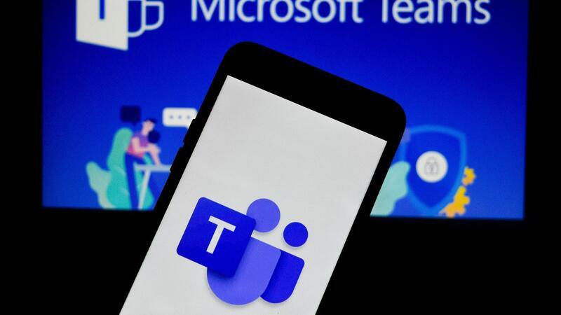 EU: Microsoft unterstützt Teams mutmaßlich regelwidrig Das Logo der Kommunikationsanwendung Teams von Microsoft ist auf einem Handy zu sehen.