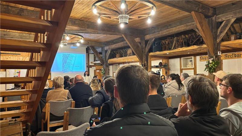 Ein Glückslos für den Bauplatz: Beckdorf lässt den Zufall entscheiden Das Los bestimmte, wer ein Grundstück im Neubaugebiet An der Blide erhält.