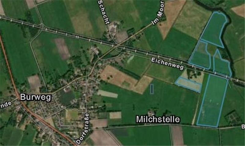 Solarpark und Tennet-Trasse: Warum Burweg eine große Ausnahme ist Das Luftbild zeigt, wie die Solaranlage zwischen Burweg und Himmelpforten (rechts, außerhalb des Bildausschnittes) gebaut werden soll. Links unten verläuft die B73.