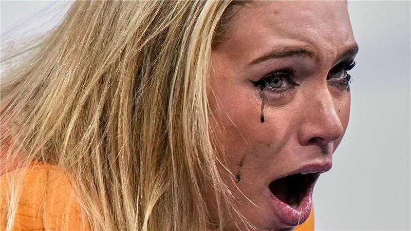 Das Make-up hielt den Freudentränen nicht stand.