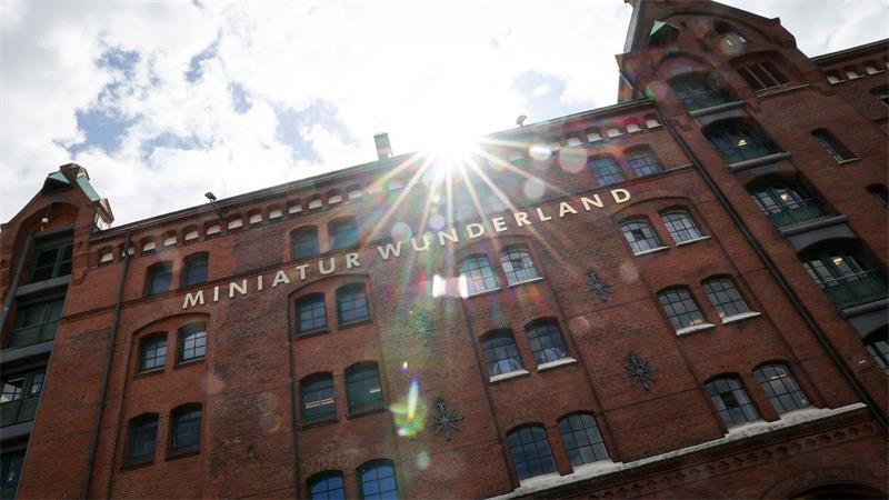 Hamburg-Tourismus: Mehr Übernachtungen - weniger Tagesgäste Das Miniatur-Wunderland gehört zu den größten Tourismus-Attraktionen Hamburgs. (Archivbild)