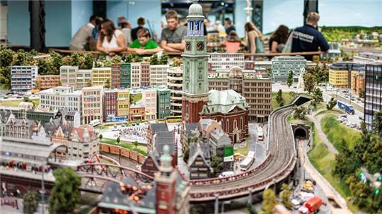 Das Miniatur-Wunderland in Hamburg war Ziel eines Hackerangriffs geworden. (Archivbild)