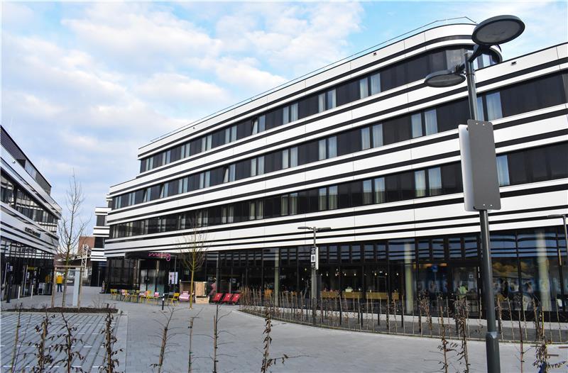 Das Moxy Hotel in unmittelbarer Nähe zum Airbus-Werk Finkenwerder war erstmals Austragungsort des Diskussionsforums Tourismus Lounge, das zuvor Gastgebertag hieß und letztmals 2024 stattgefunden hat.