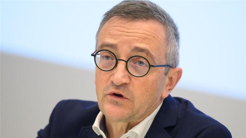 Das NLGA bietet laut seines Präsidenten Fabian Feil als erste niedersächsische Behörde einen KI-gestützten Chatbot an.