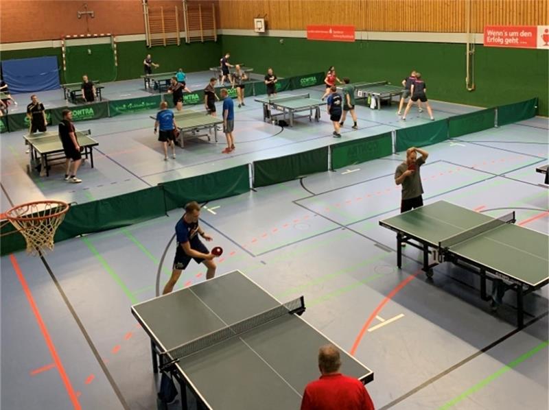 Das Neujahrsturnier stieg in der Hedendorfer Waldsporthalle. Foto: Verein
