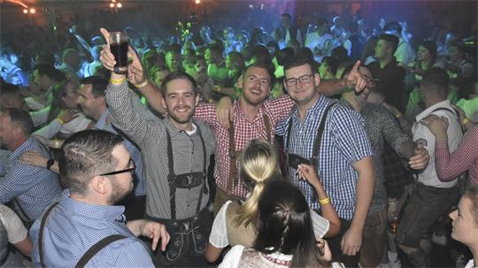 Das Oktoberfest in Revenahe-Kammerbusch ist das bekannteste im Kreis Stade.
